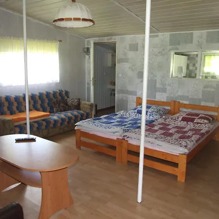 Appartement Agroturystyka Pod Kasztanem Czynny Od Maja Do Wrzesnia